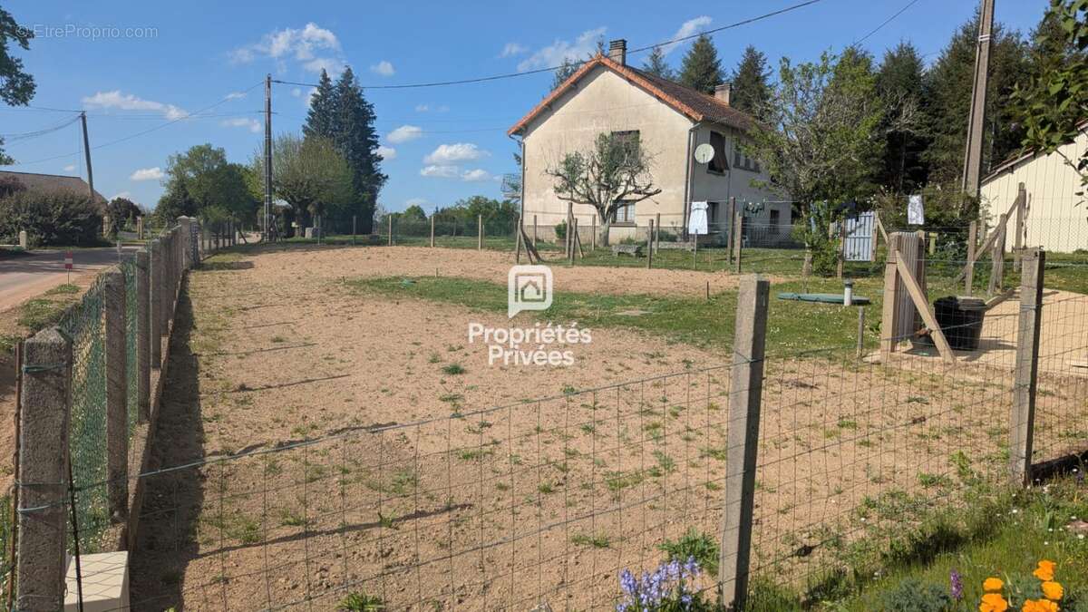 ABJAT SUR BANDIAT - Maison économe DPE B - 133 m² - Idéal bi-famille ou investissement - photo 18