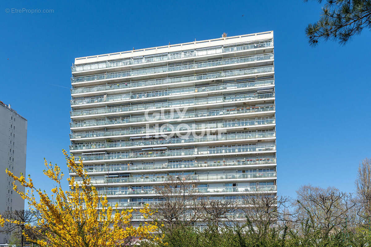 Appartement à ASNIERES-SUR-SEINE