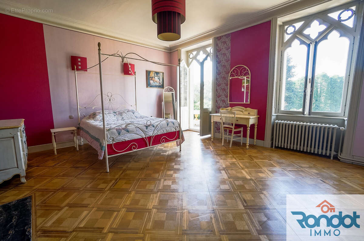 Maison à MONTCEAU-LES-MINES