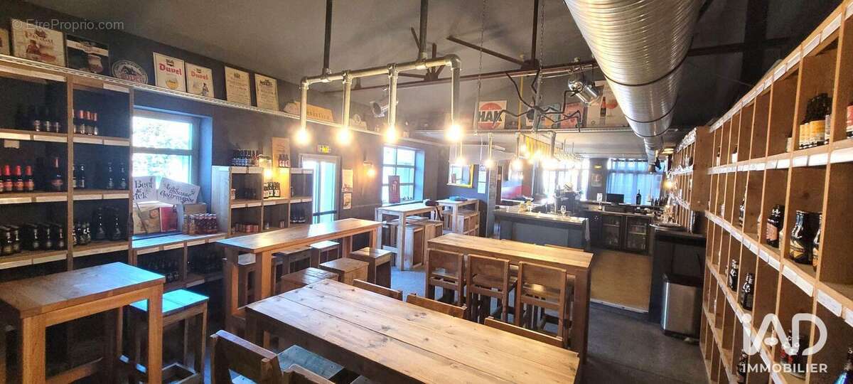 Photo 2 - Commerce à PERNES-LES-FONTAINES