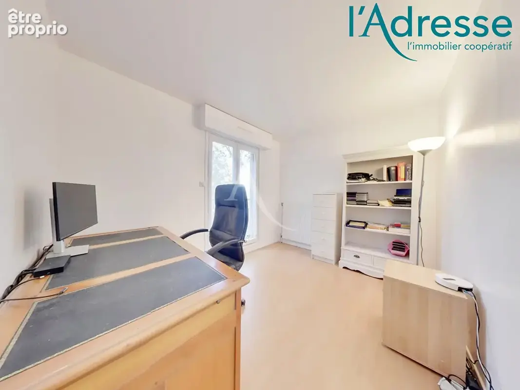 Appartement  Duplex - souplex Champs Sur Marne 5 pièce(s) 105 m2 - photo 8