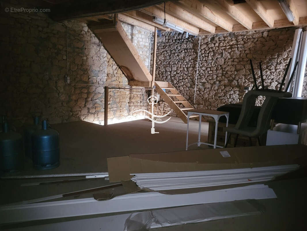 Maison à CESNY-BOIS-HALBOUT