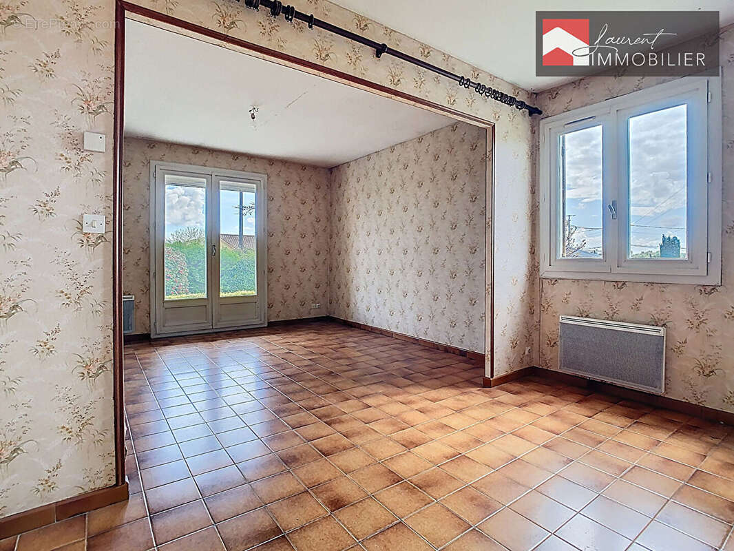 Maison à MANZIAT