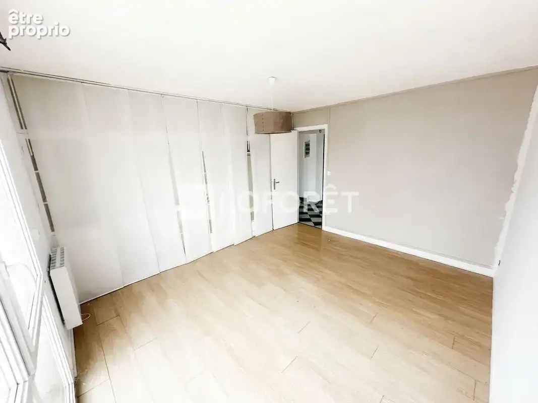 Unique à Douai ! Appt individuel 160 m² - 3 ch, grande terrasse, garage - photo 8