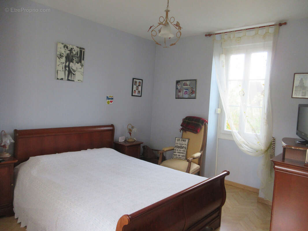 Maison à ARGENTON-SUR-CREUSE