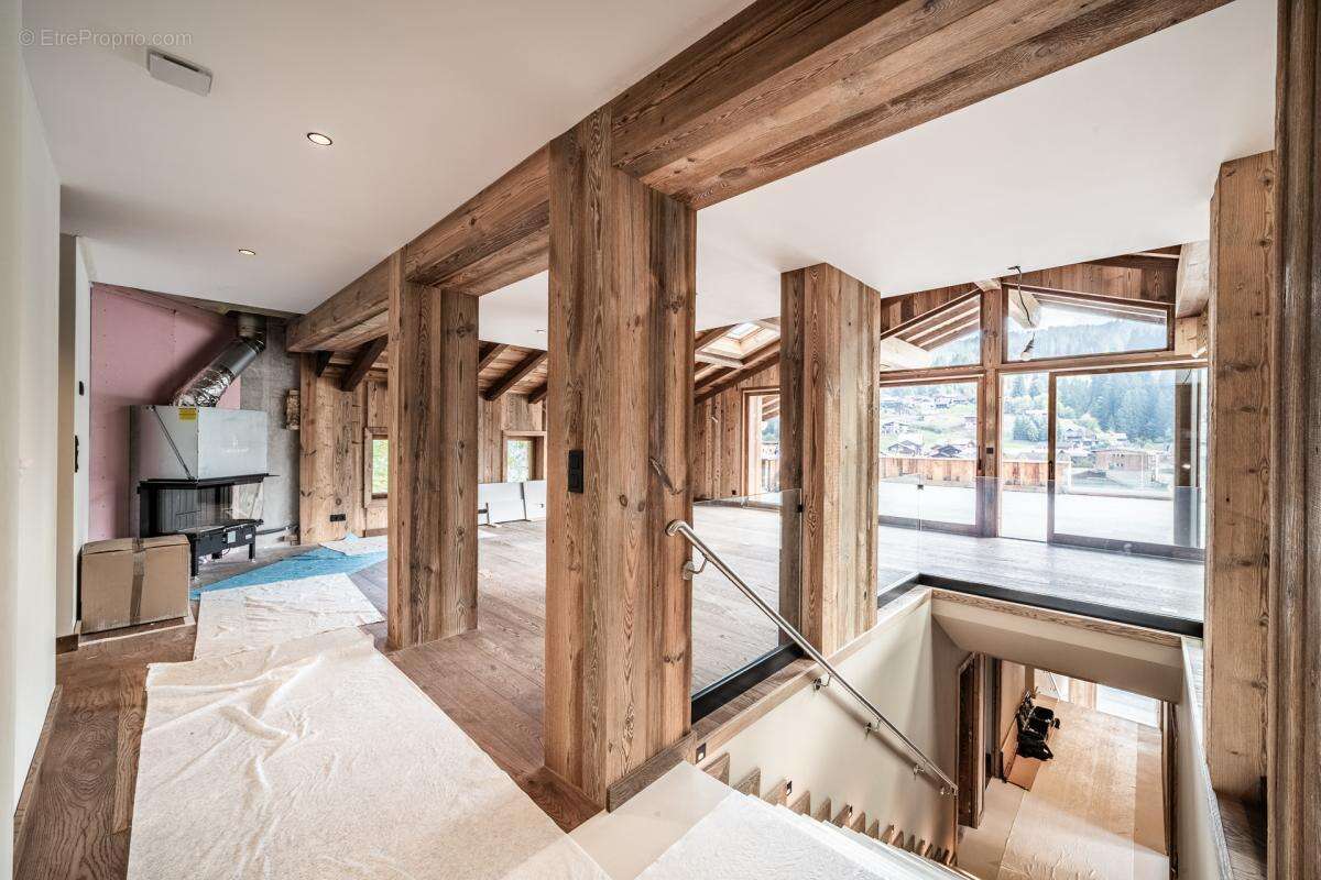 Luxueux chalet neuf en plein cœur des Gets - photo 13
