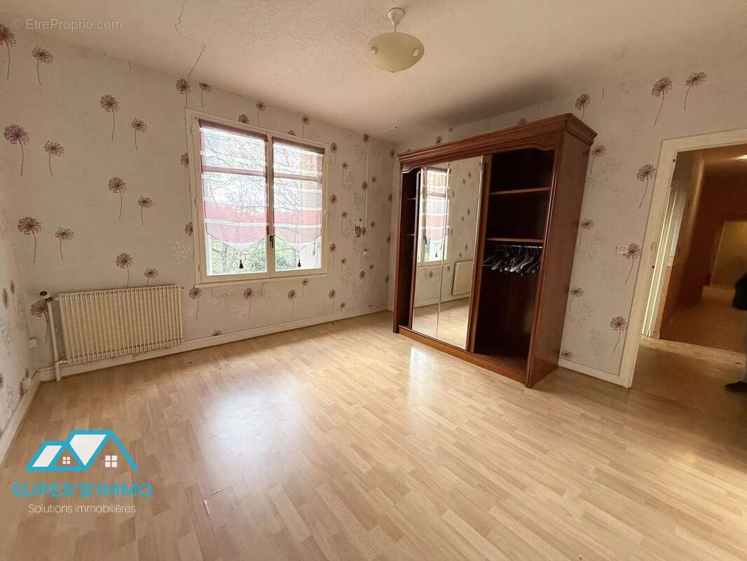 Appartement à VEZEZOUX