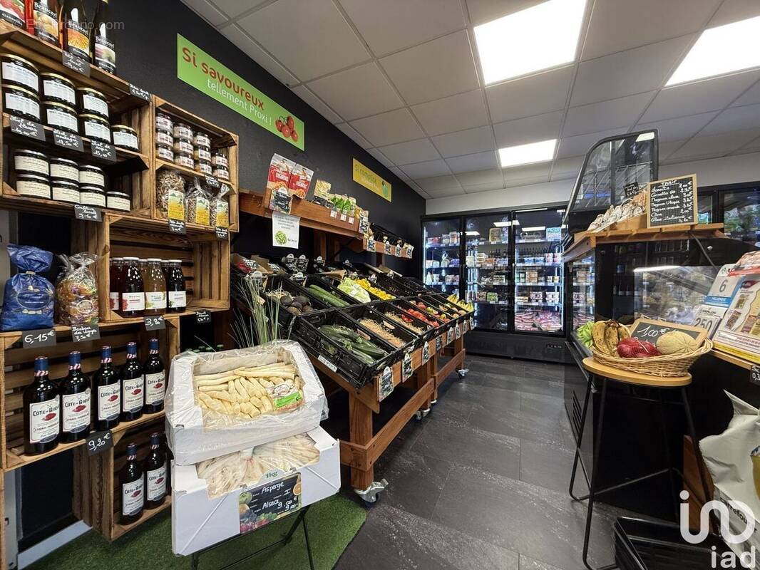 Photo 1 - Commerce à ETIVAL-CLAIREFONTAINE