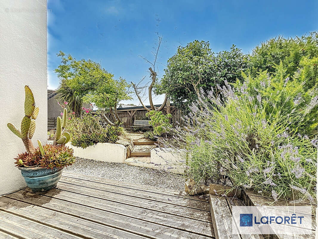 Maison à PLOUGONVELIN