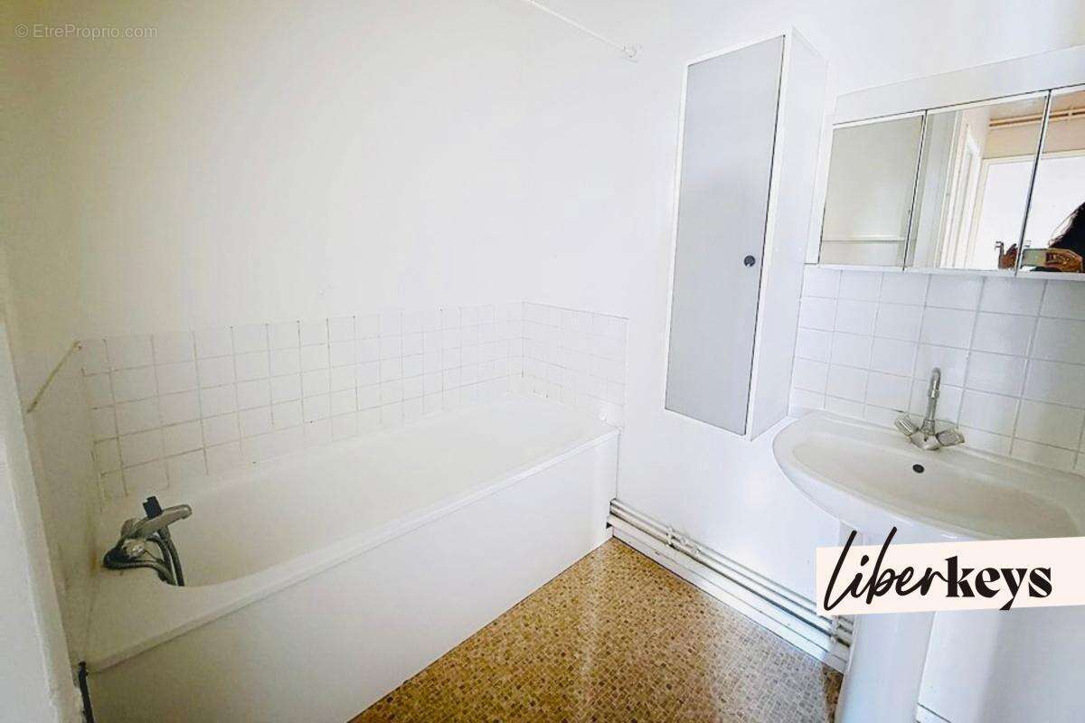 Appartement à LA MADELEINE