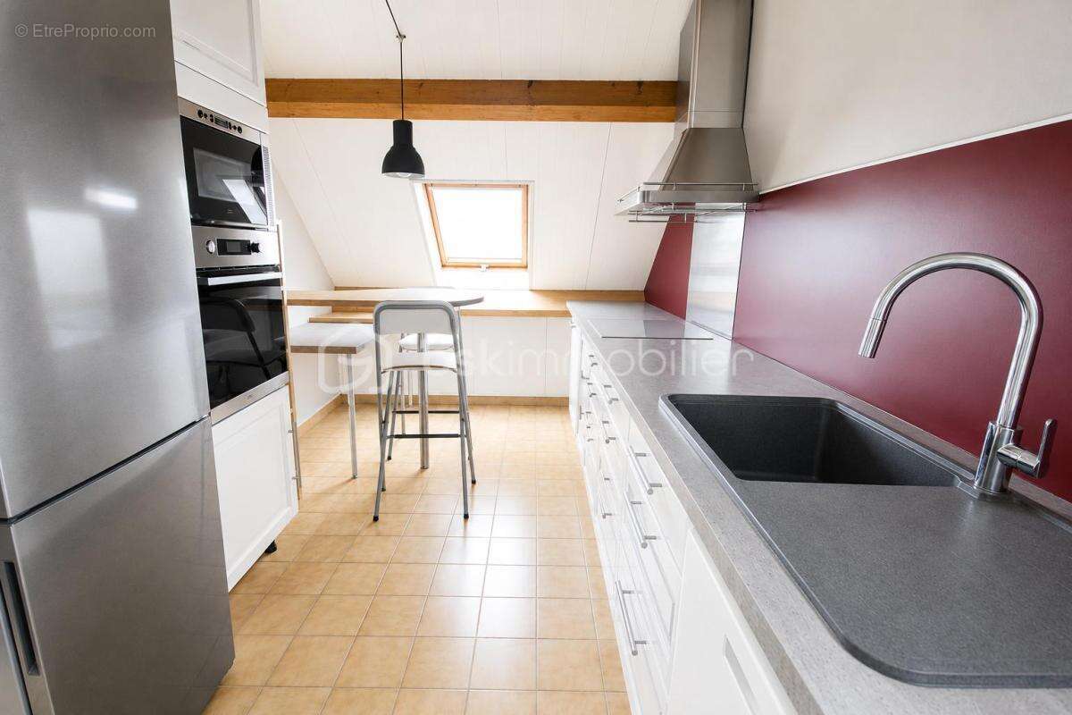 Appartement à LE COUDRAY-MONTCEAUX