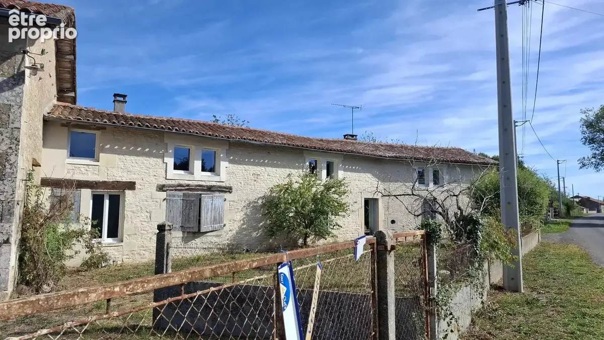 Maison à CHAMPAGNE-MOUTON