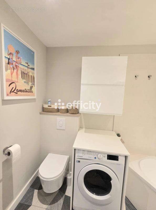 Appartement à GRIMAUD