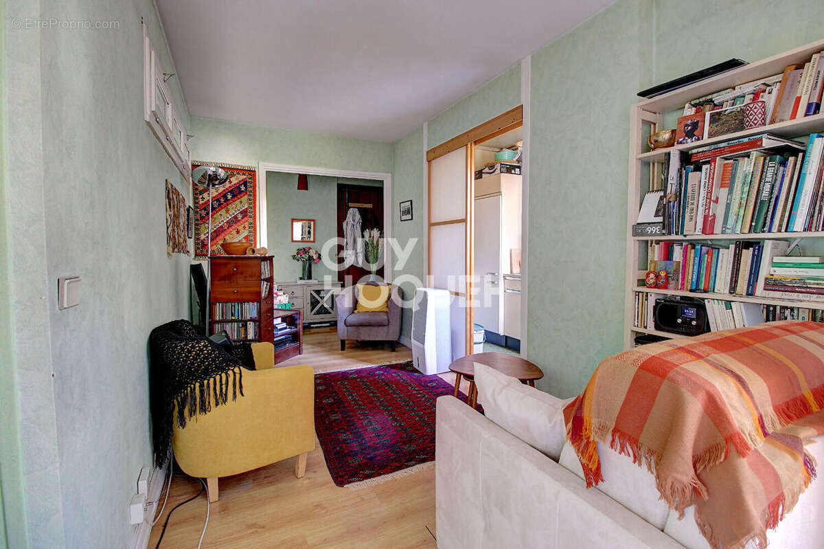 Appartement à PARIS-20E
