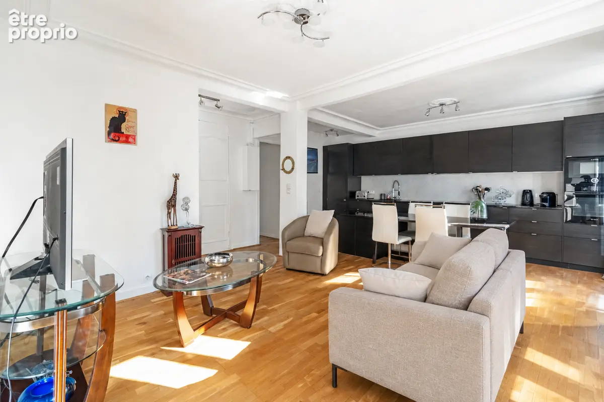 Localisation - calme - etage eleve - lumineux - photo 2