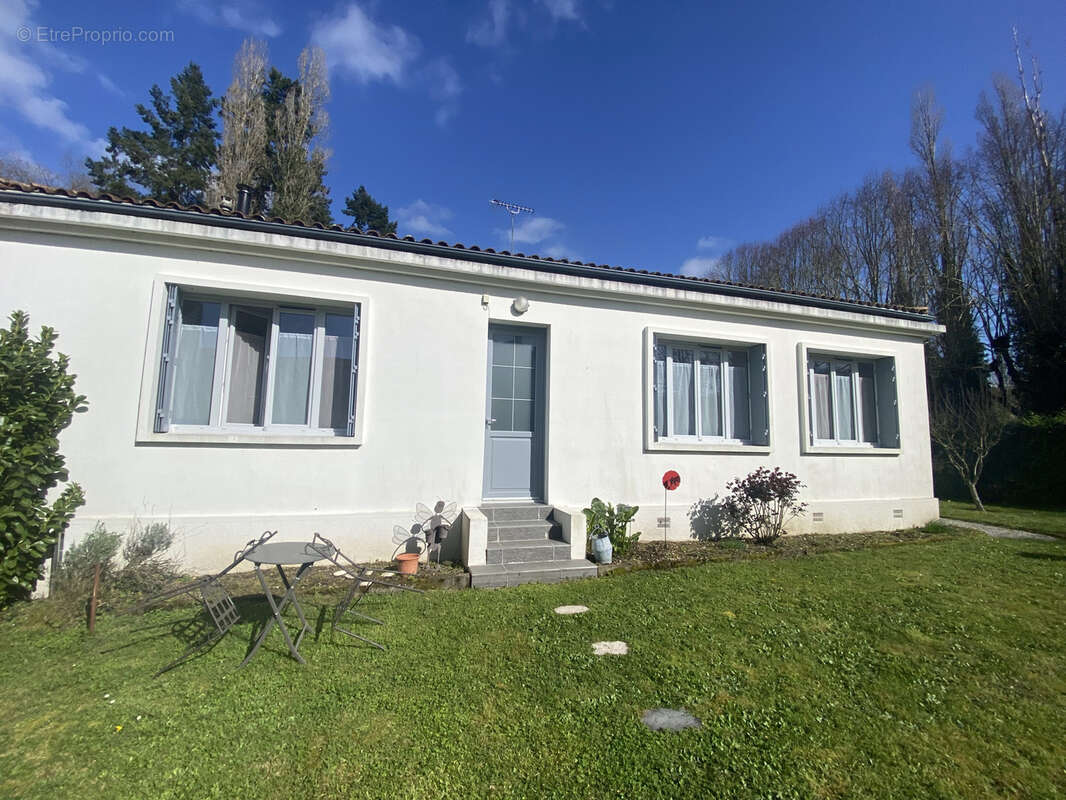 Maison à ECHIRE