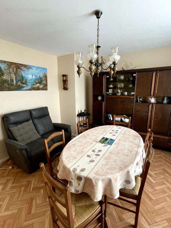 Appartement à FONTAINE