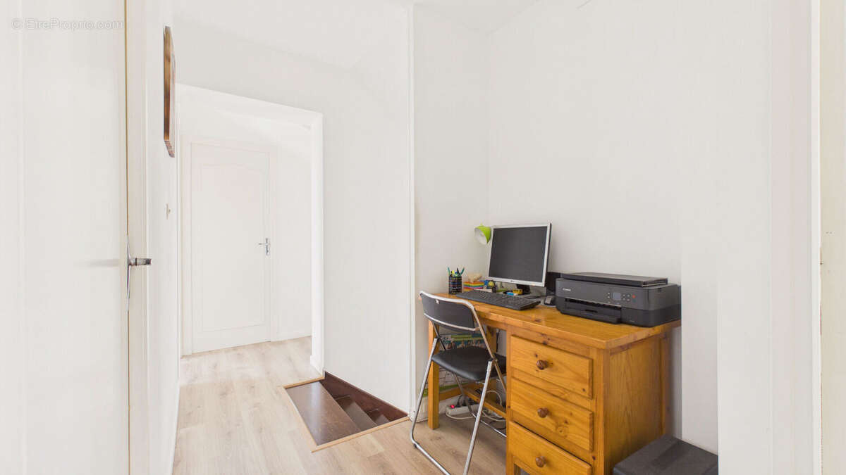 Maison mitoyenne T6, 4 chambres - Costes Rouges - photo 15