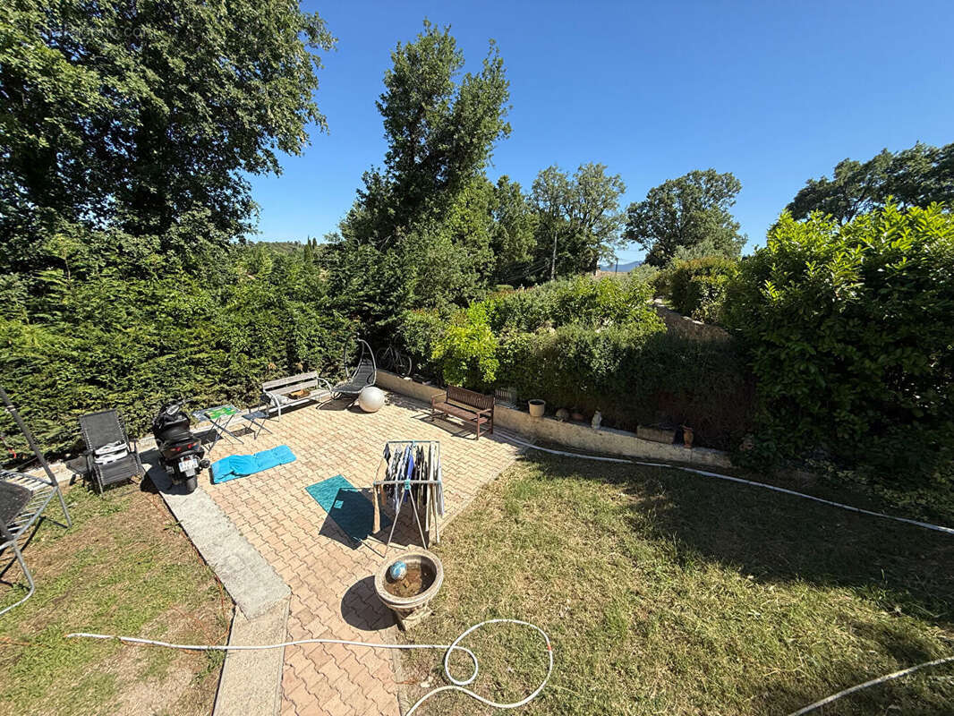 Maison à MONTAUROUX
