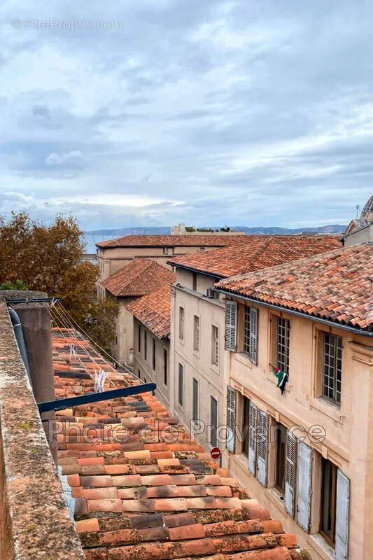 Appartement à MARSEILLE-2E