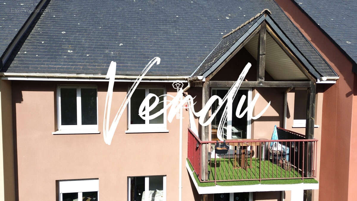 Appartement à LA RIVIERE-SAINT-SAUVEUR