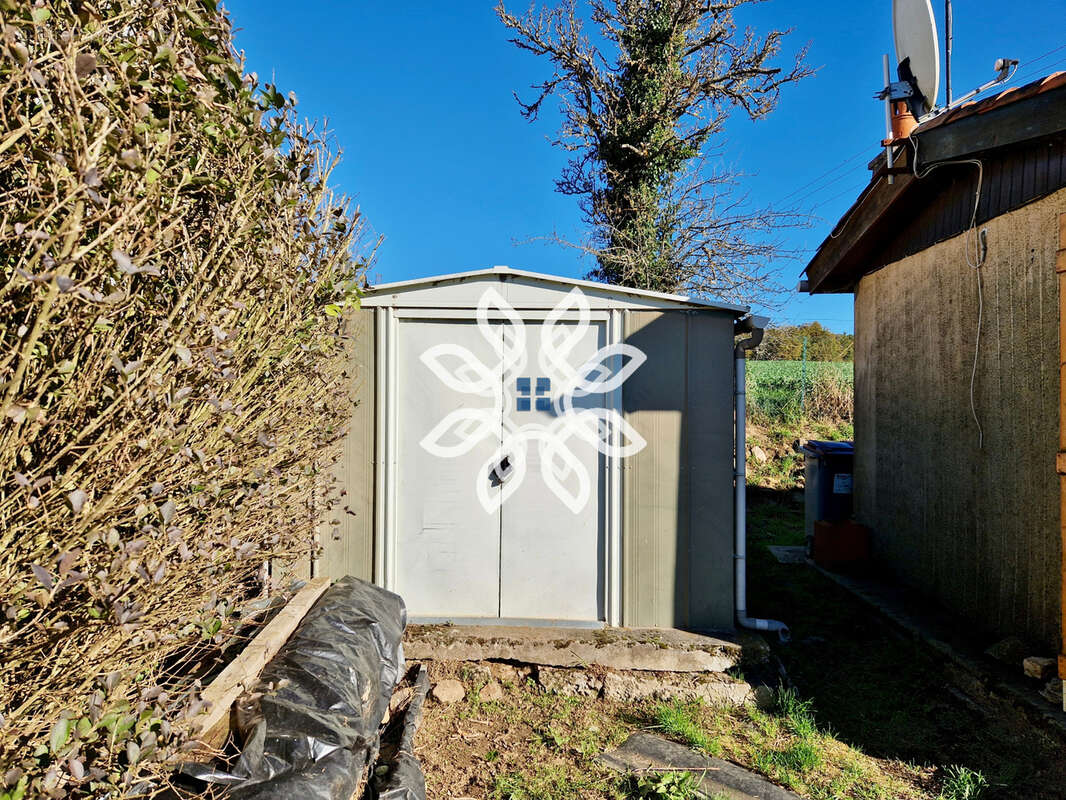 Maison à CHASSAGNES