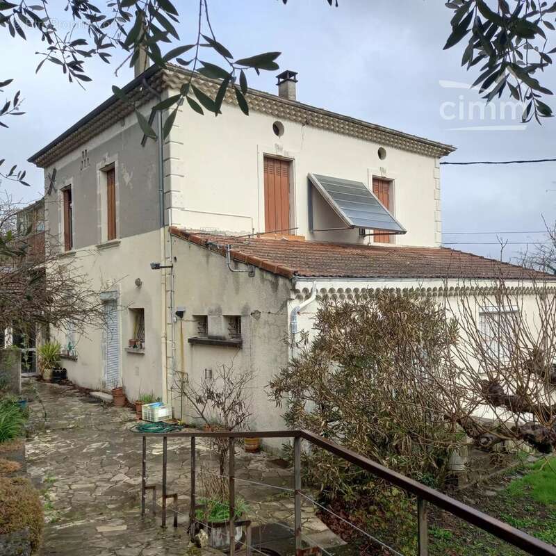 Appartement à LE TEIL