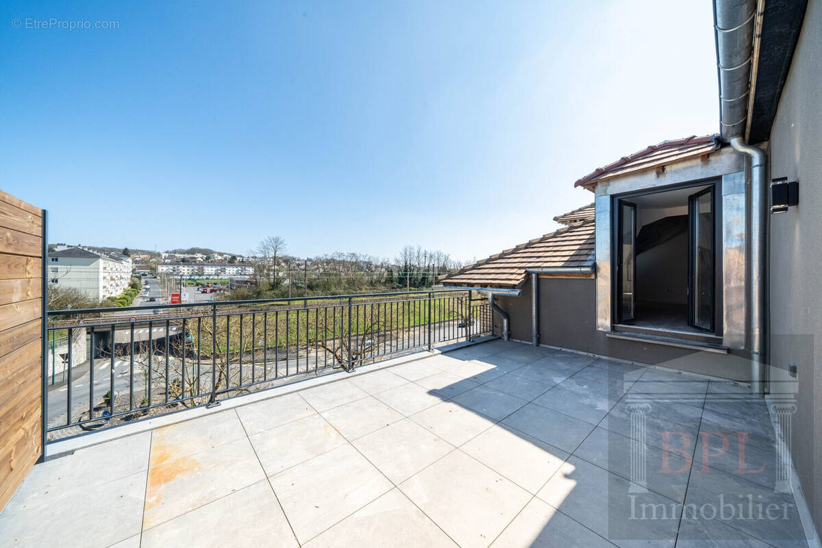 Appartement à CHAMPAGNE-SUR-SEINE