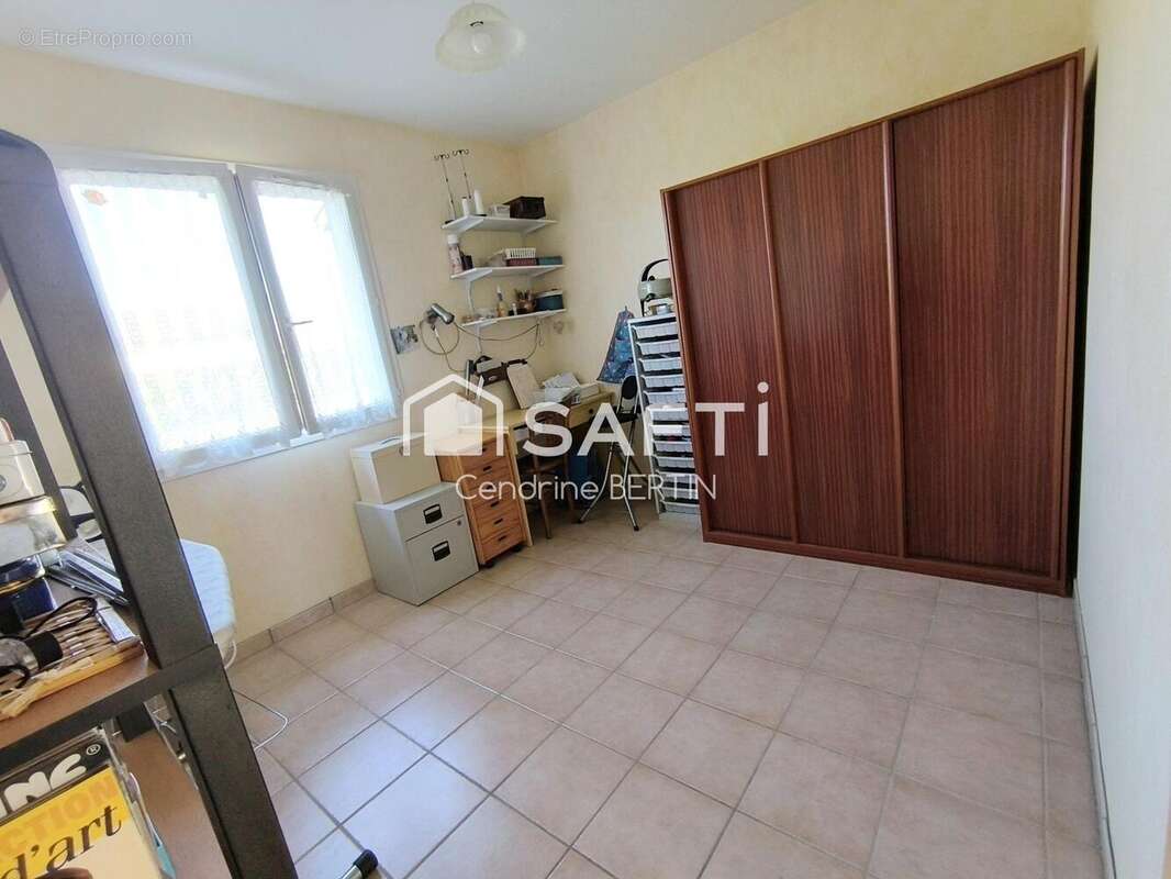 Photo 6 - Maison à SAINT-ETIENNE-DU-BOIS