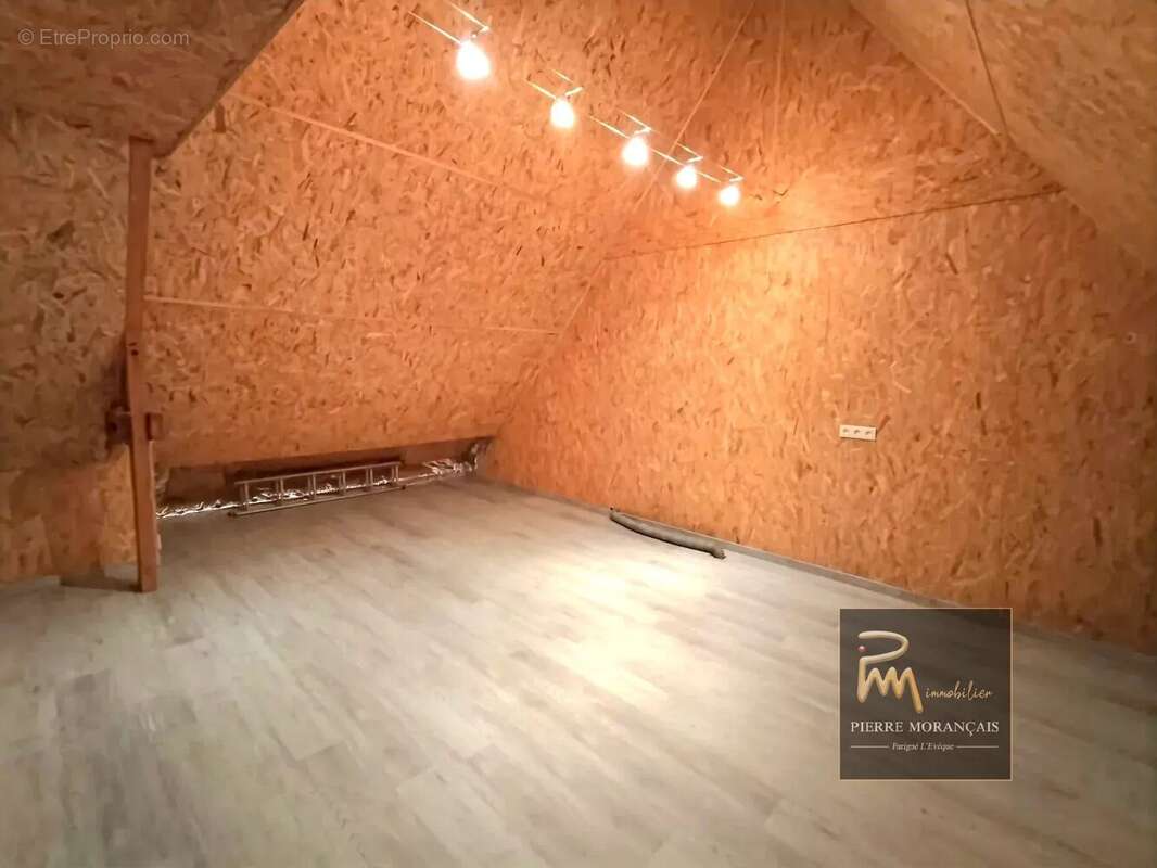 Maison à CHANGE