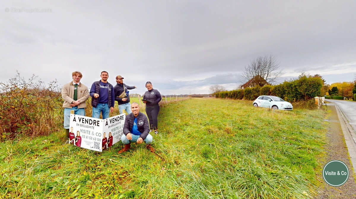Terrain à FRESNEY-LE-VIEUX