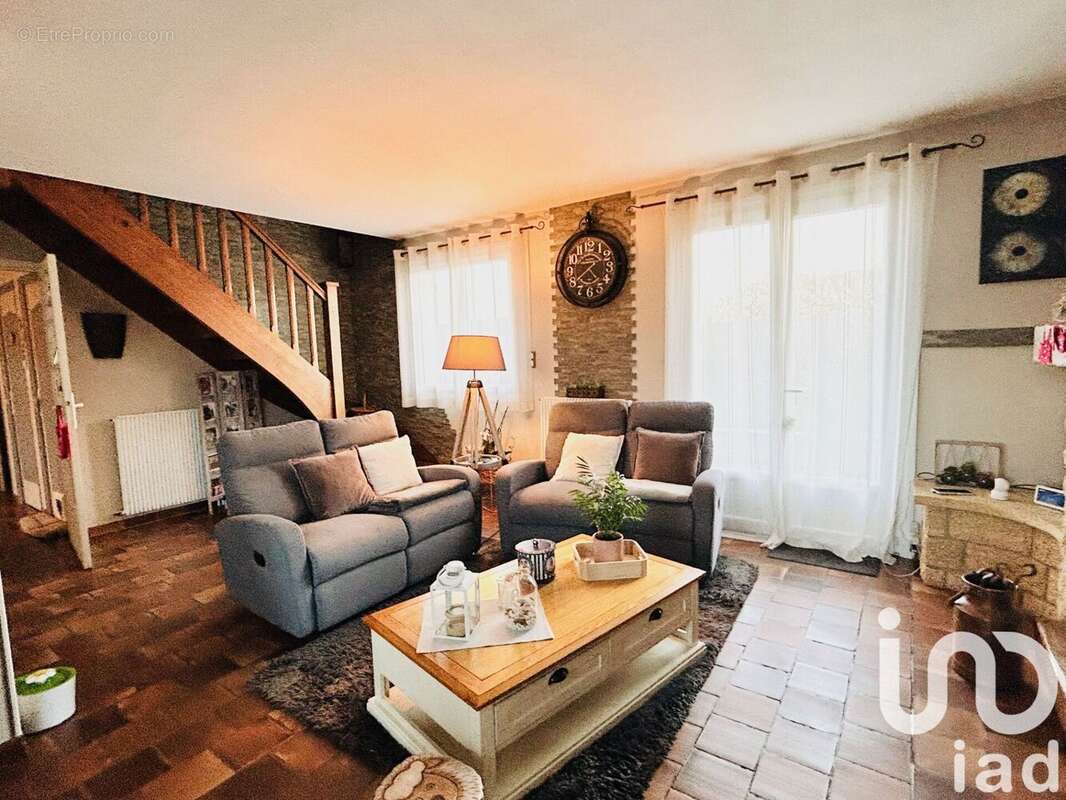 Maison 146 m² à Monchaux-Soreng  - photo 2