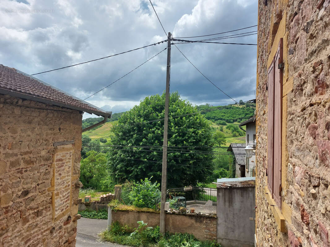 Maison à LE BOIS-D'OINGT