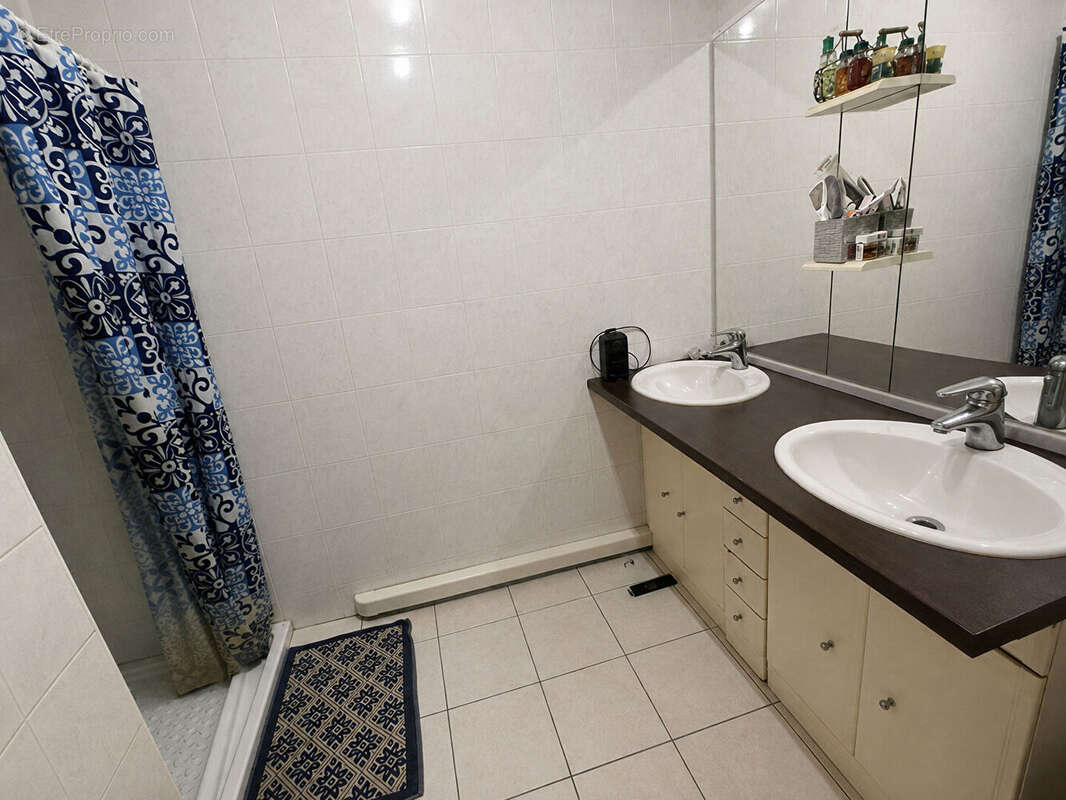 Immeuble 4 logements T3 - très bon rendement locatif! - photo 9