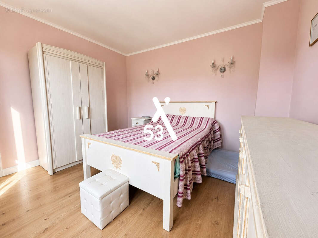 Maison 171 m² à Arques  - photo 7