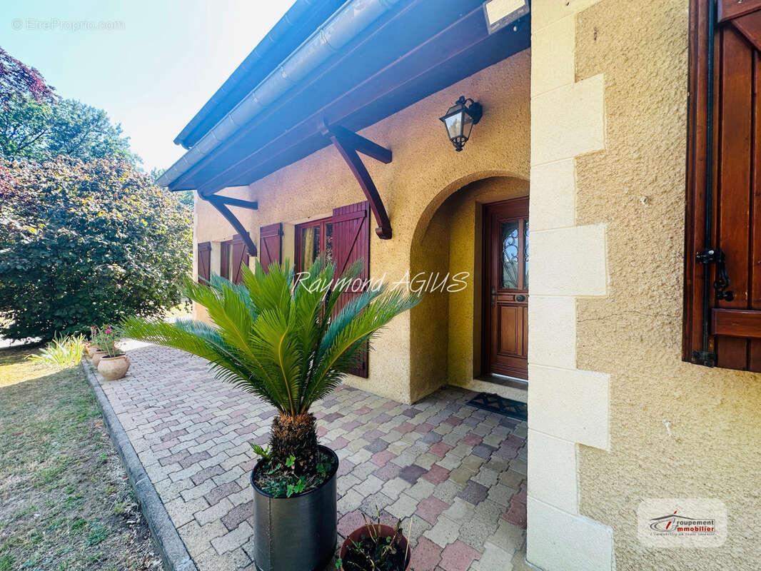 Élégante maison familiale de 7 chambres avec annexe indépendante, située dans un cadre rural paisible - photo 6