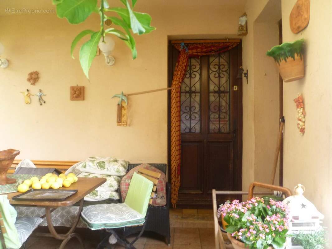 Maison 69 m² à Olcani  - photo 5