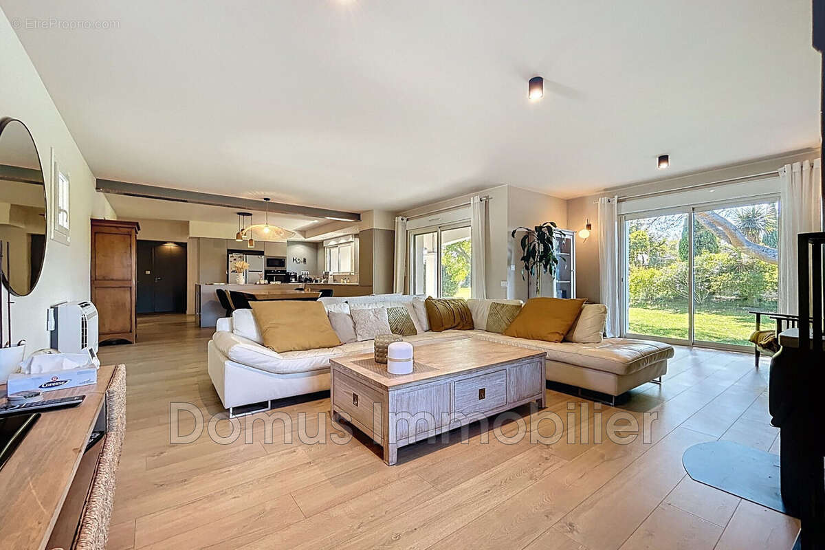 Maison à ALTHEN-DES-PALUDS