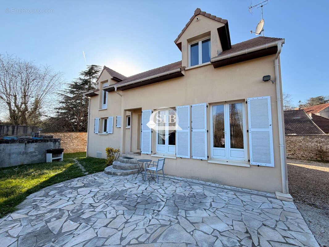 Maison à LONGPONT-SUR-ORGE