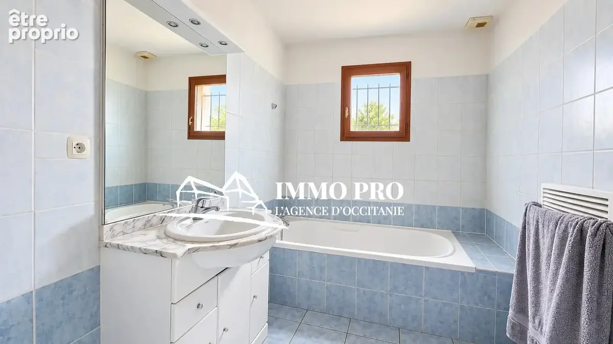 L'Isle Jourdain  Maison de Plain-pied   Jardin & Piscine - photo 10