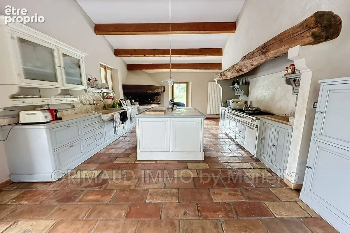 Maison 12 pièces 450 m² à vendre à Plan-De-La-Tour (83120) - photo 8