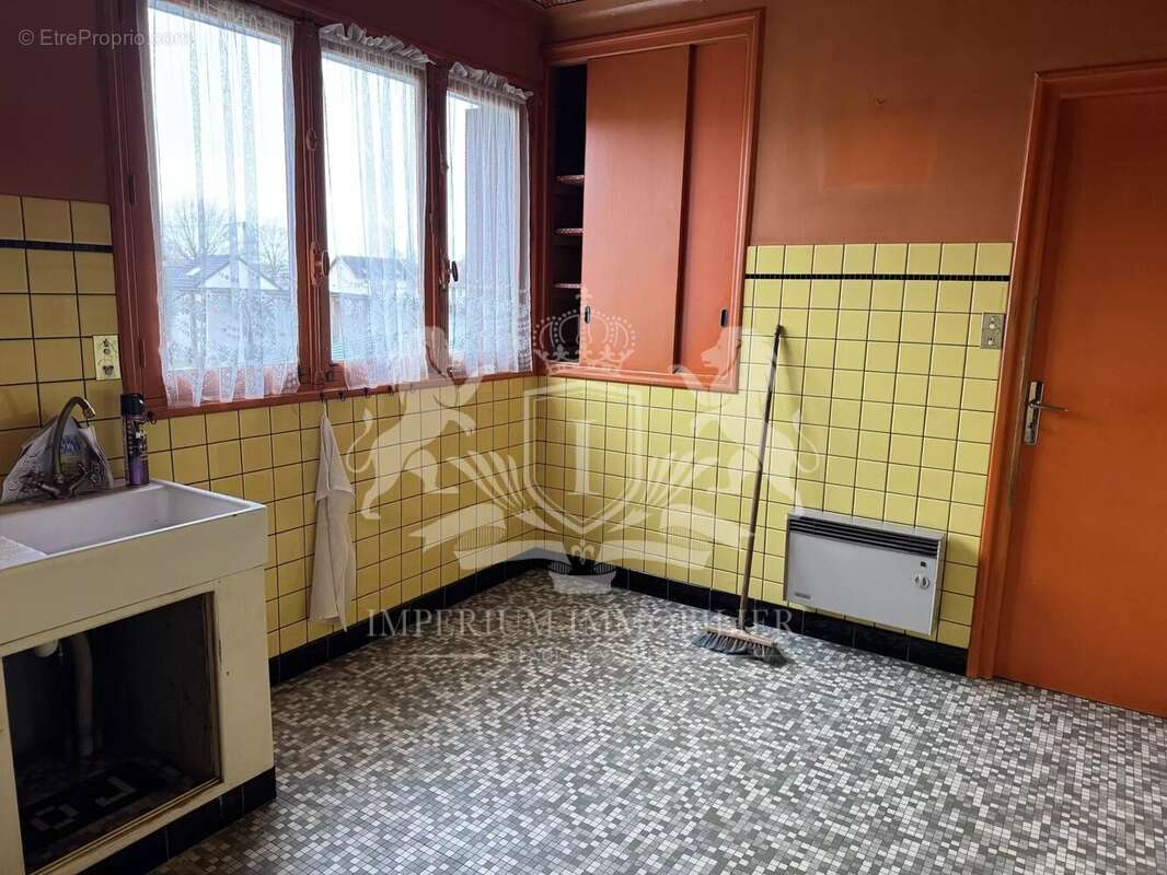 Maison à BELLEVILLE-SUR-MEUSE