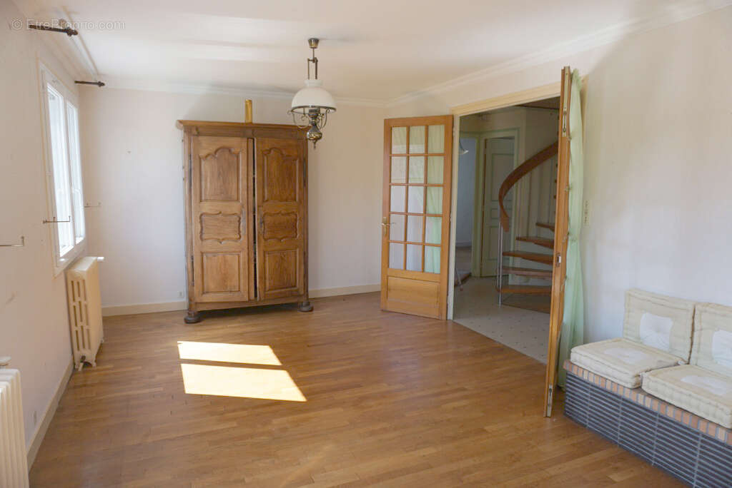 Maison à PARAY-LE-MONIAL