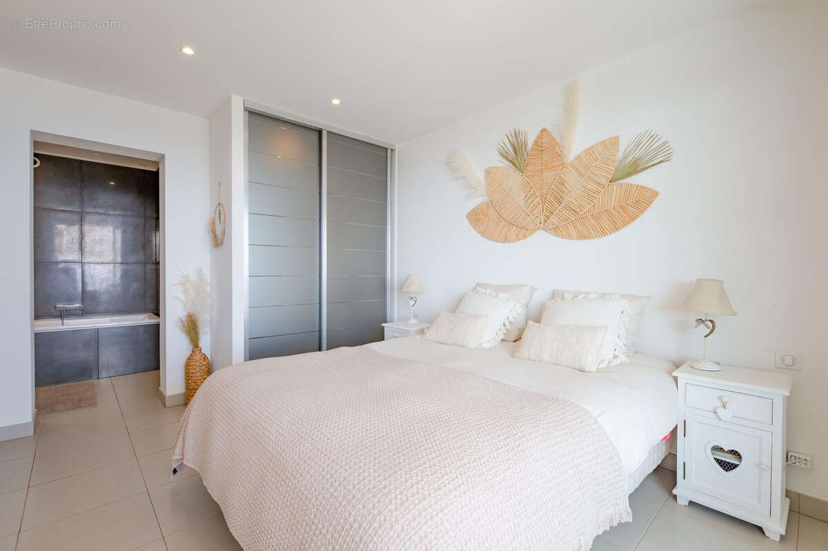 Appartement à LES ISSAMBRES