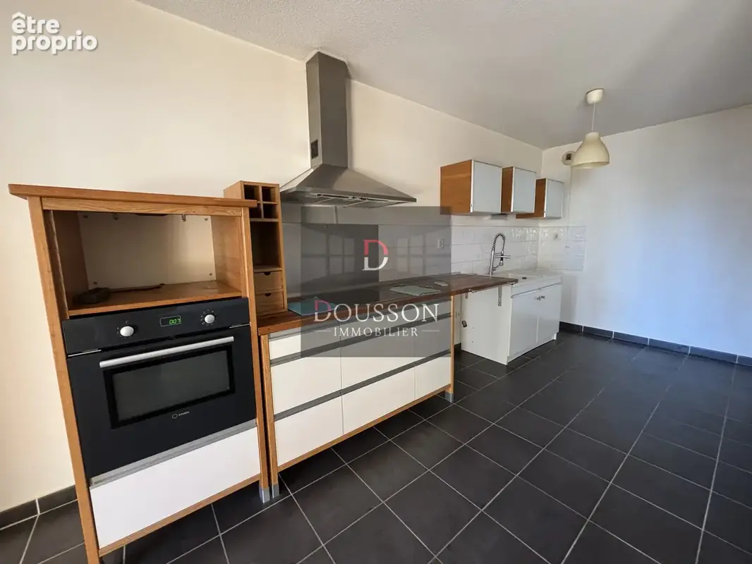 Centre uzes, appartement t3 - photo 2
