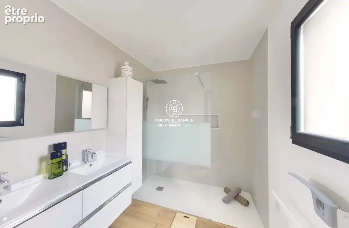 Villa contemporaine neuve elegance lumiere confort dans un environnement privilegie - photo 12