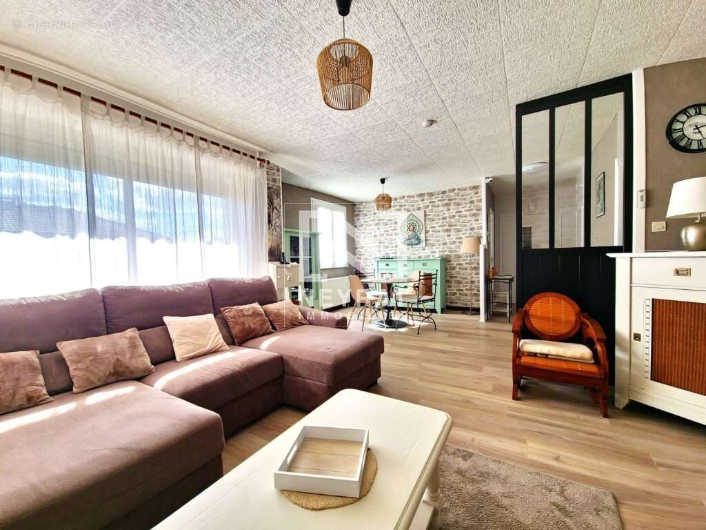 Maison 115 m² à Digoin  - photo 2