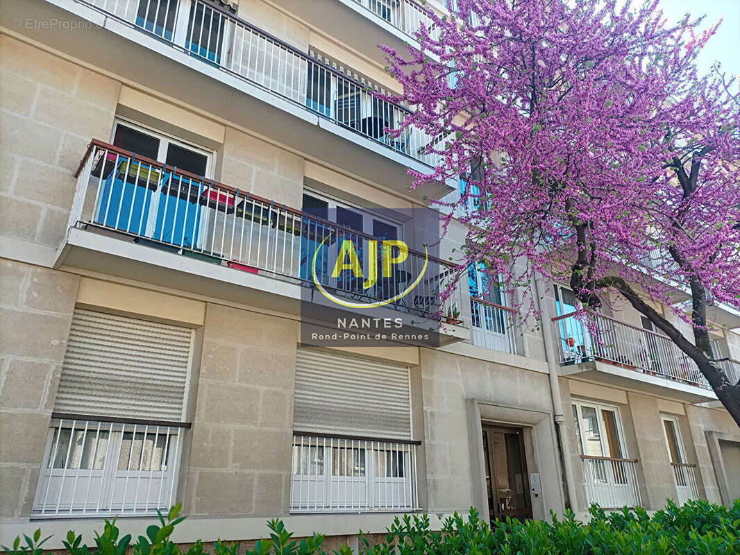 Appartement à NANTES