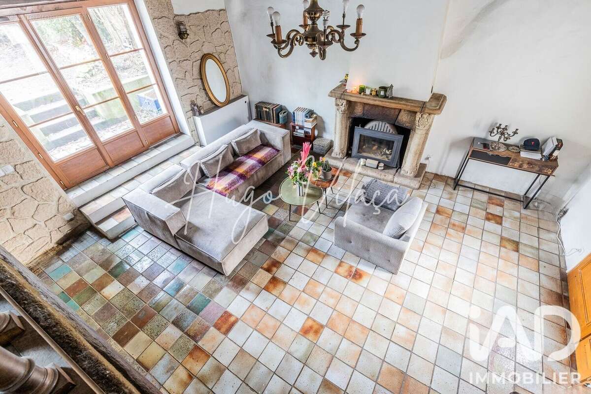 Photo 2 - Appartement à VILLENEUVE-LE-ROI