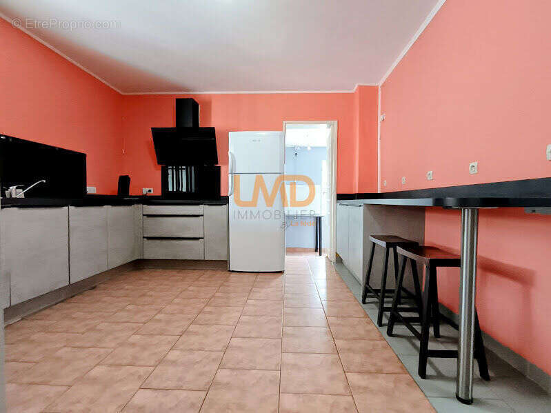Maison avec fort potentiel, jardin piscinable et panneau solaire - photo 8